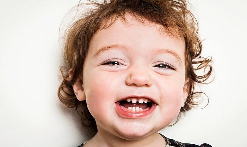 Giúp bạn giải đáp: Trẻ nhỏ mấy tháng mọc răng?