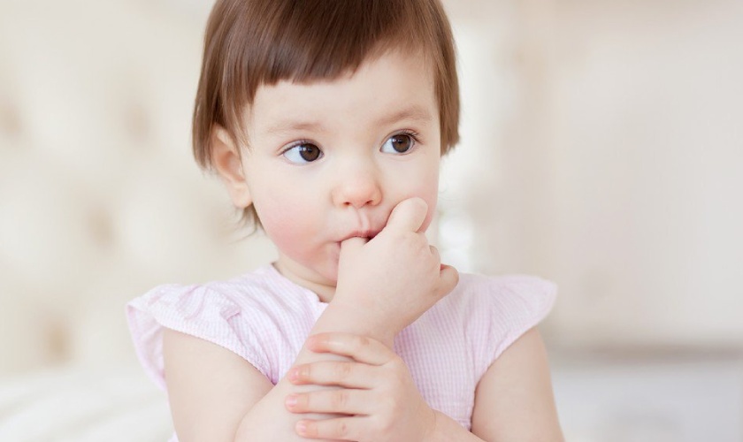 Những thói quen xấu từ nhỏ là nguyên nhân gây sai lệch khớp cắn